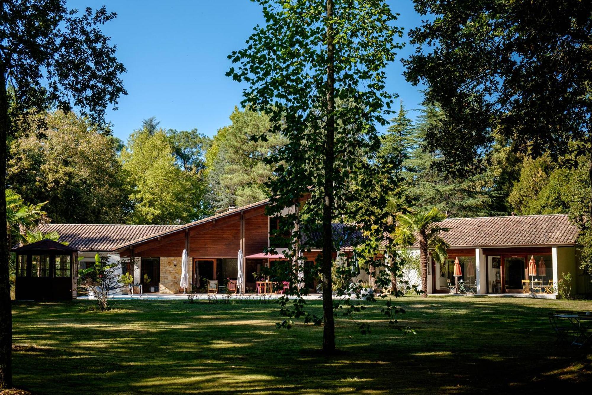 サン・ポール・レ・ダックス Parc De L'Aiguade Bed & Breakfast エクステリア 写真